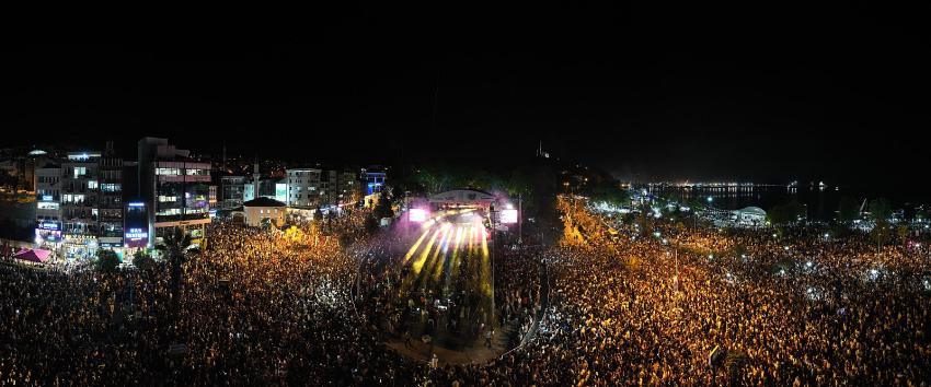 Kdz.Ereğli Festivalde doldu coştu..