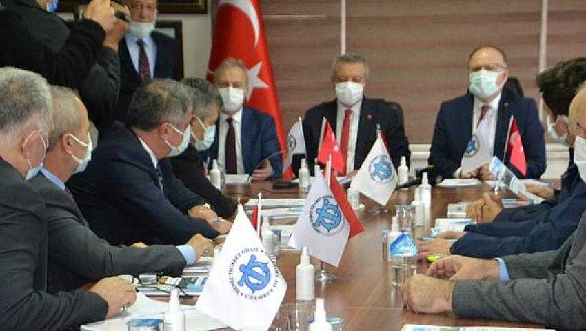 Devlet ve Deniz Ticaret Odası tersaneleri masaya yatırdı..