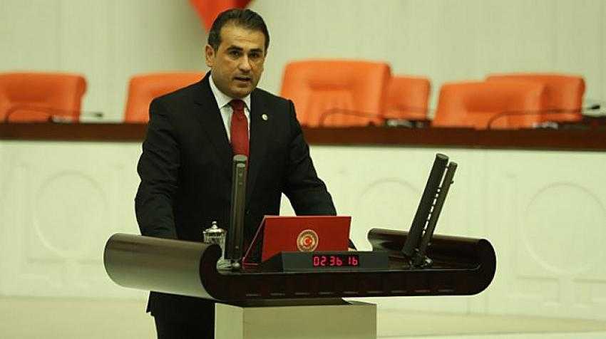 Demirtaş'tan 24 Kasım Öğretmenler Günü mesajı..
