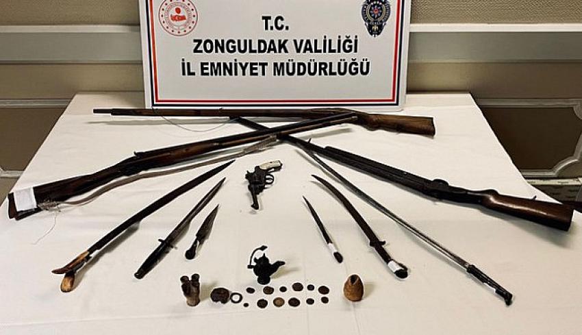 KOM'dan tarihi eser baskını