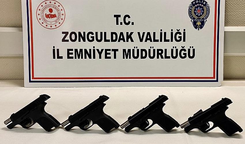 4 adet ruhsatsız silah ele geçirildi..