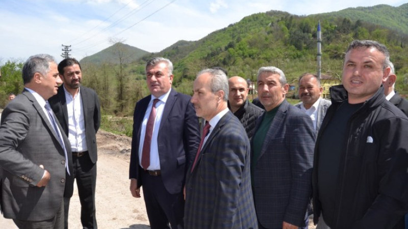Saffet Bozkurt Ereğli-Devrek yolunu düzenli olarak inceliyor.