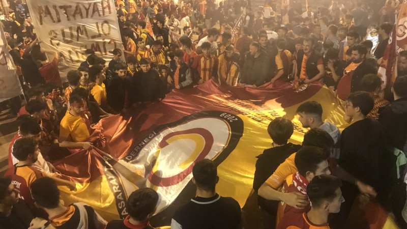 Ereğli’de karnaval havasında kutlama..