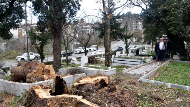 Bayrama kadar tüm mezarların bakımı olacak