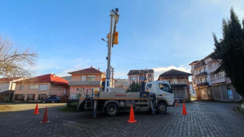 Başkent EDAŞ kuvvetli fırtına uyarılarına karşı teyakkuza geçti..