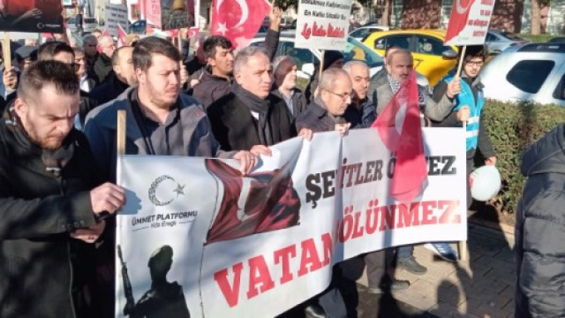 Kdz. Ereğlililer 'Şehitlere Dua ve Rahmet, PKK'ya Lanet' için yürüdü..