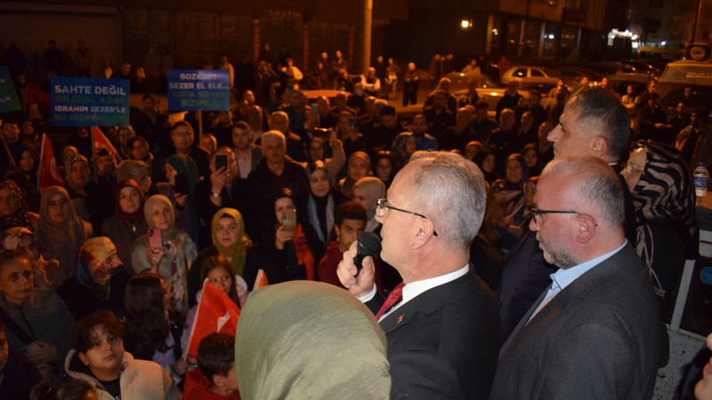 İBRAHİM SEZER SEVGİSİ ÇIĞ GİBİ BÜYÜYOR