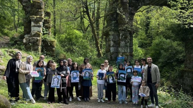Tarihi Roma Su Kemerleri sanatla buluştu.
