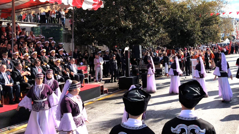 Piri Reis Turizm Mesleki ve Teknik Anadolu Lisesi'nden 29 Ekim Cumhuriyet Bayramı’na Özel Gösteri