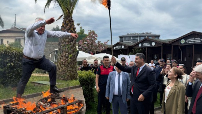 Kdz. Ereğli'nin Kaymakamı Ateşledi, Parti Başkanı Atladı!...